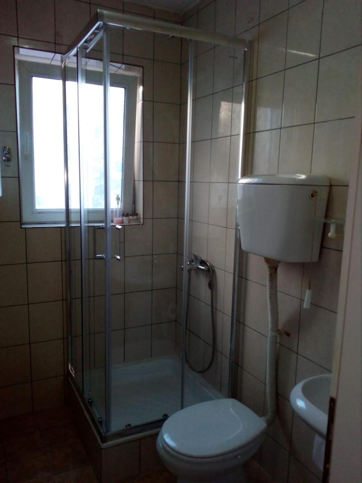 Apartment Viktor 2 Stan Na Dan ชาบาซ ภายนอก รูปภาพ